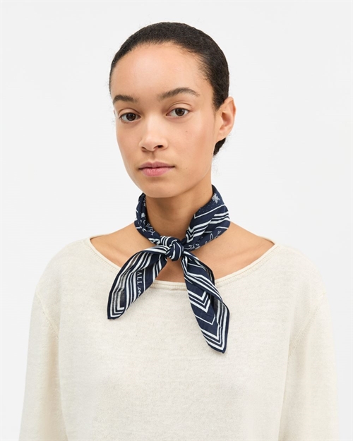 SKALL STUDIO CLASSIC SCARF 55X55 DARK NAVY/LIGHT CREAM