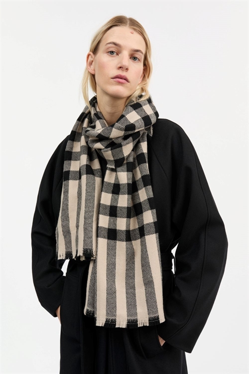 SKALL STUDIO NADELLE SCARF BLACK/BEIGE CHECK