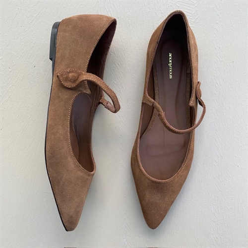 ANONYMOUS FIFI CALF SUEDE CINNAMON