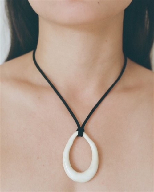 AYLLON ISOLA NECKLACE BREA