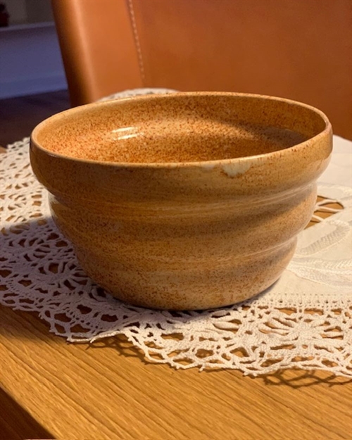 ORLE STUDIO RILLE SKÅL MELLEM OKKER BLANK