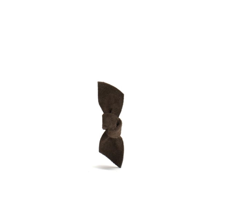 ANONYMOUS NABIE HAIR CLIP PETITE BOW CALF SUEDE COFFEE BROWN