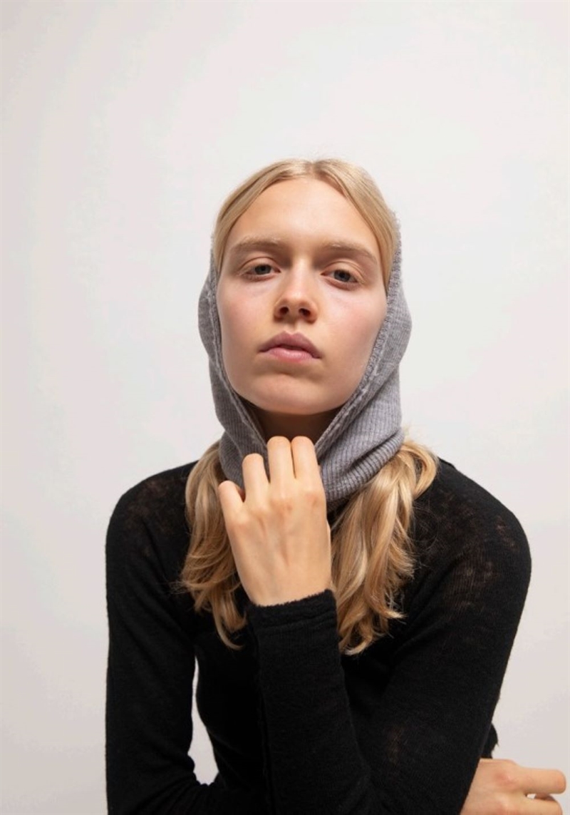 GUDRUN GUDRUN BJARMA BALACLAVA LIGHT GREY
