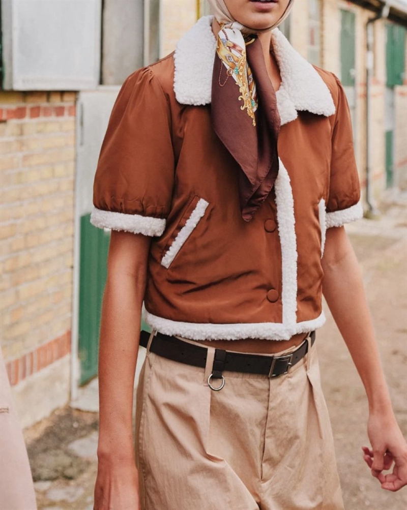 BAUM UND PFERDGARTEN JESSI BLOUSE CAMEL CREME MIX