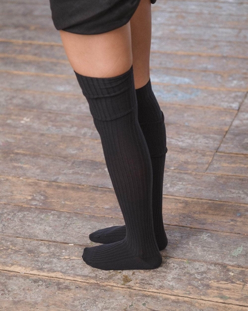 BASERANGE RIB OVERKNEE SOCKS COTTON FOLIA BROWN